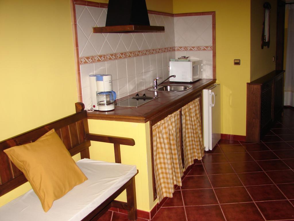 La Boticaria Casa Rural Apartamento Descargamaría Exteriör bild
