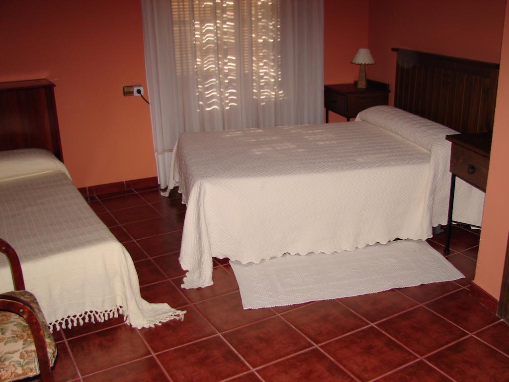 La Boticaria Casa Rural Apartamento Descargamaría Rum bild