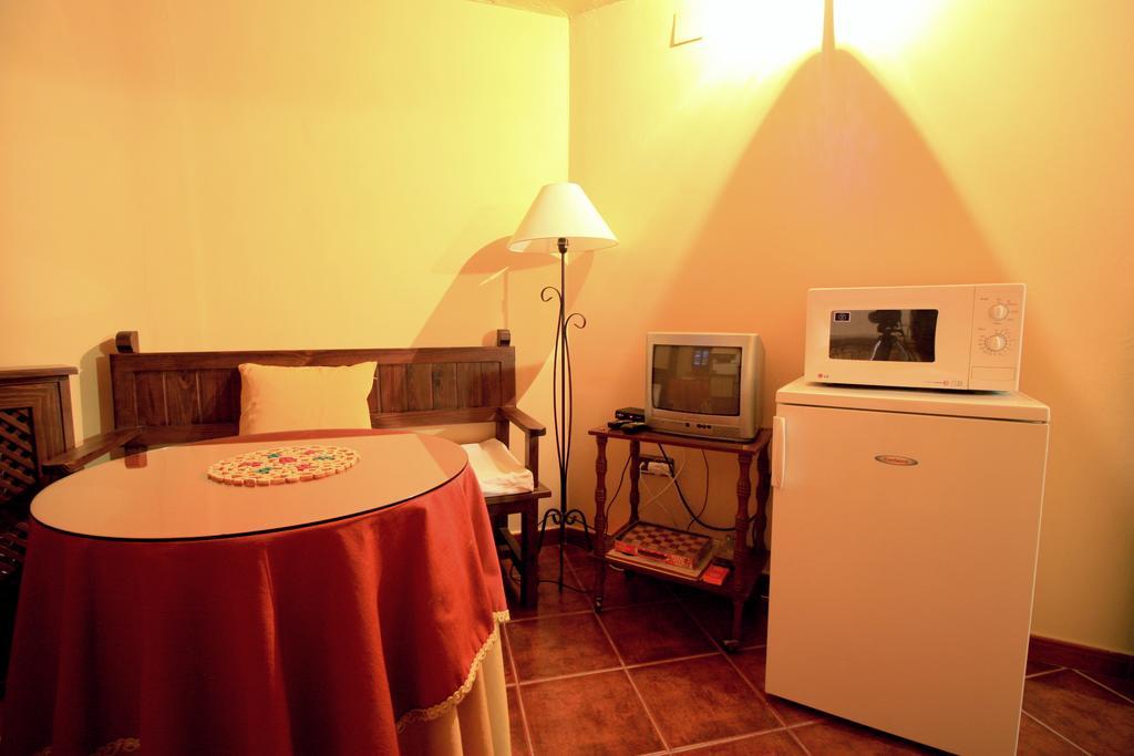 La Boticaria Casa Rural Apartamento Descargamaría Exteriör bild